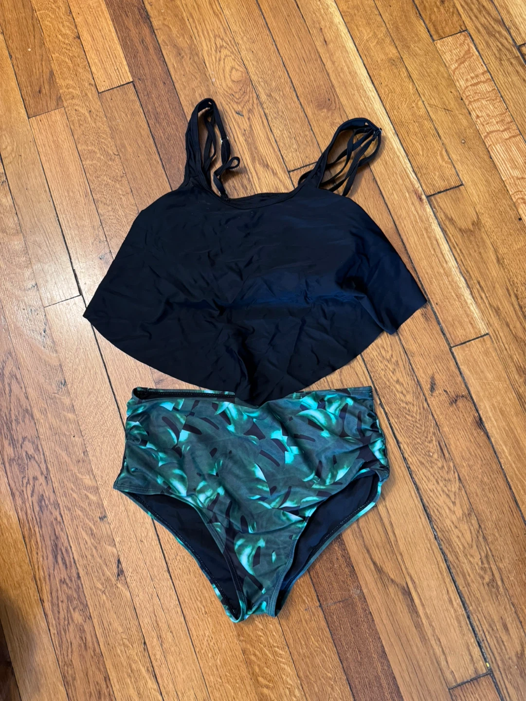 Black Ruffle Tankini Swimsuit Size S