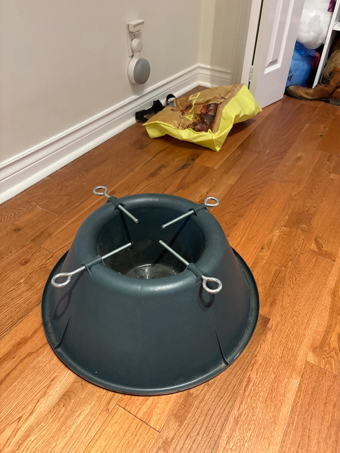 Dark Green Christmas Tree Stand