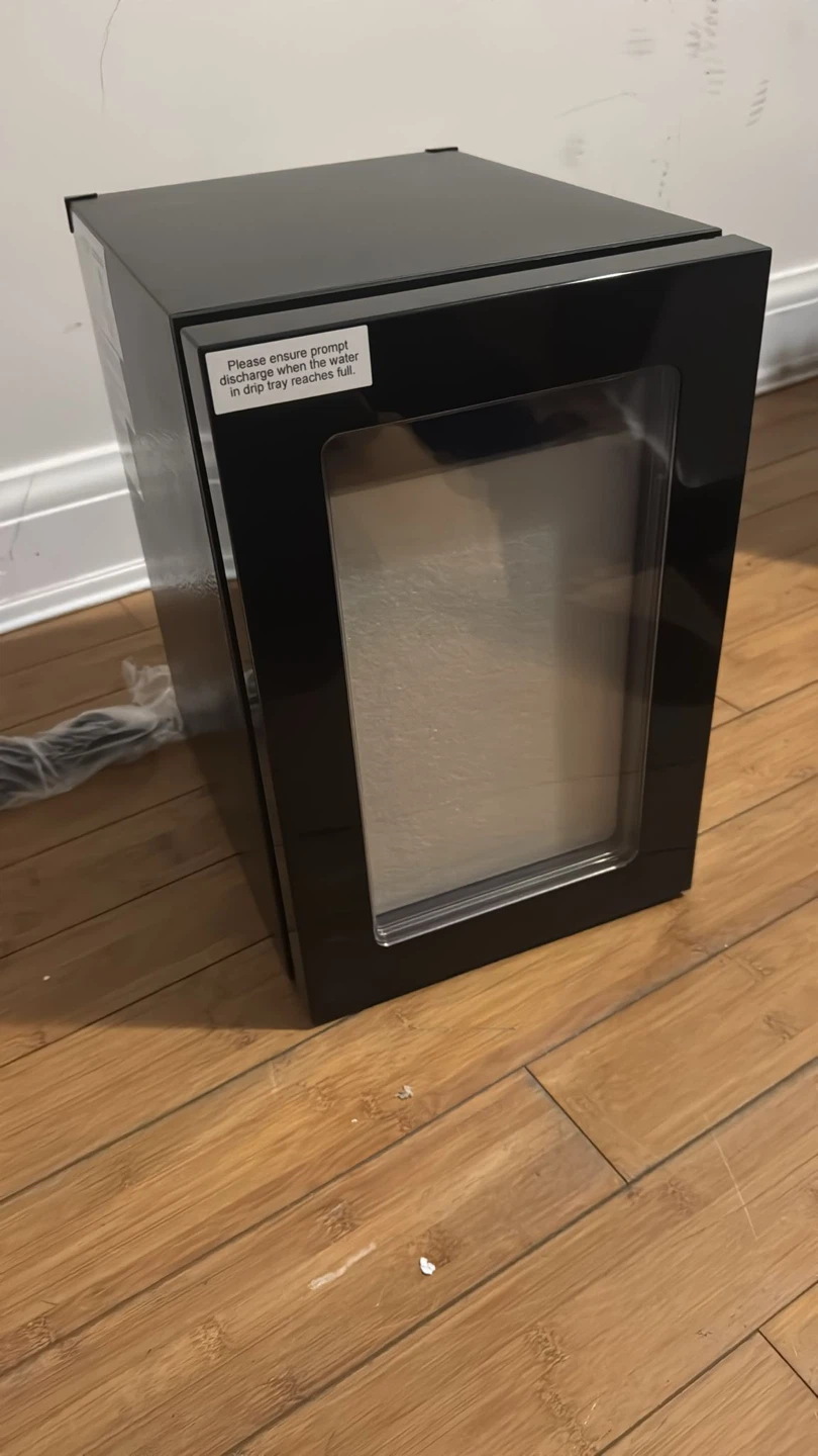 LHRIVER 0.6 Cu. Ft. Mini Fridge - photo 3