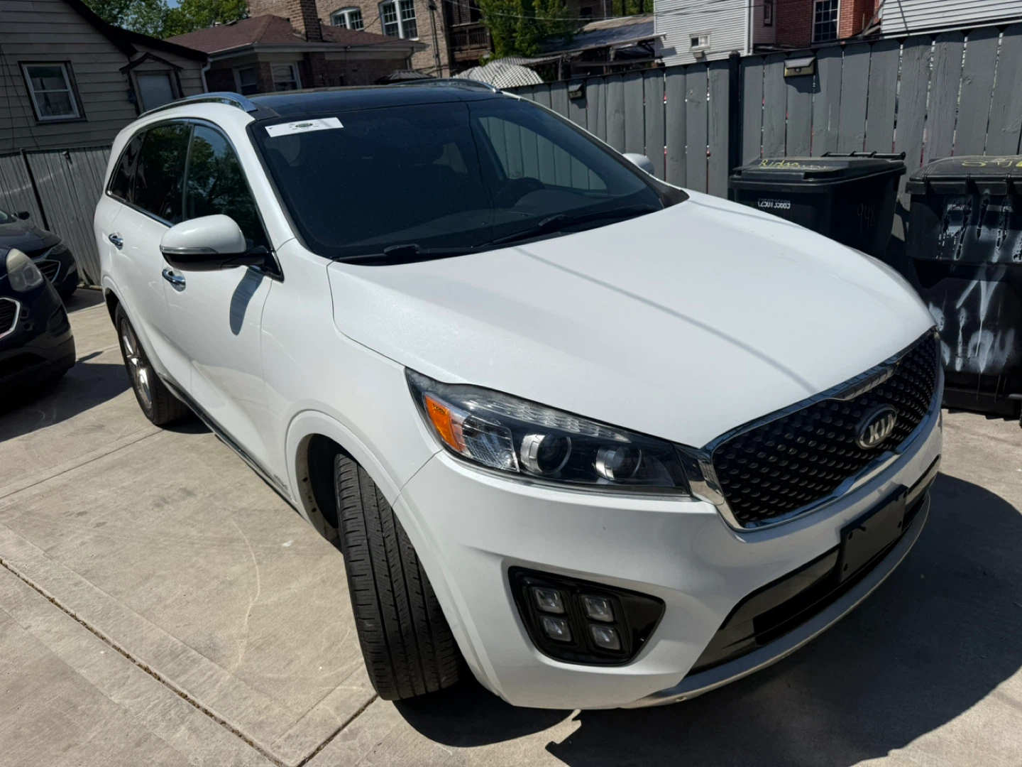 2016 White Kia Sorento SUV - photo 5