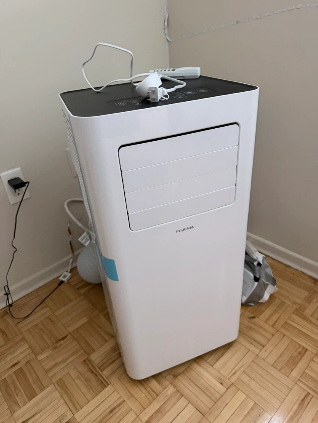 Insignia Portable Air Conditioner - photo 2