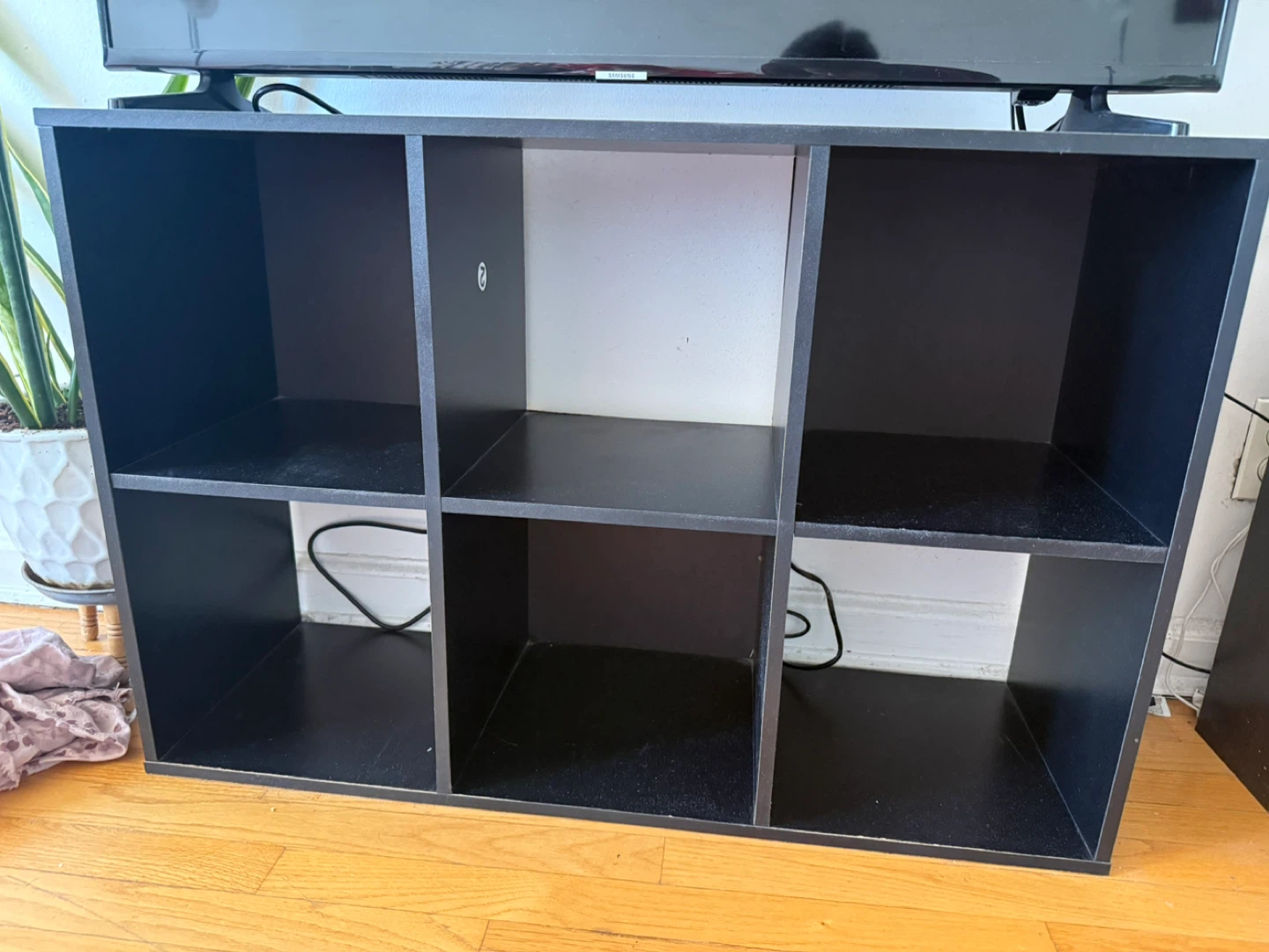 Black 6-Cube Storage Organizer Shelf - photo 2