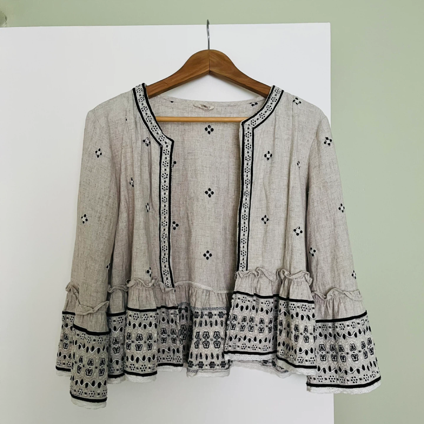 Anthropologie Embroidered Linen Blend Jacket (XS/S)