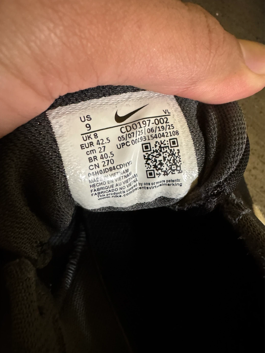 Nike Men's Running Shoes Size 9 - photo 2