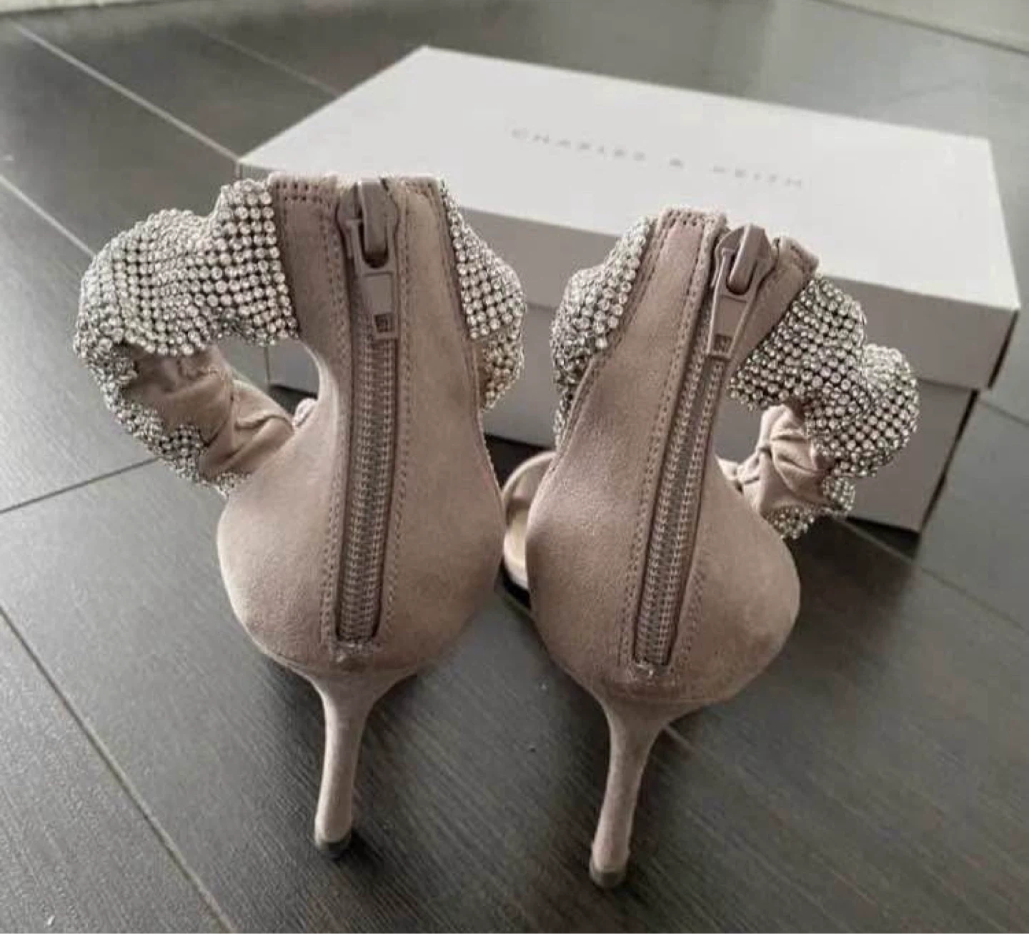 Charles & Keith Suede Heels Size 7 - photo 2