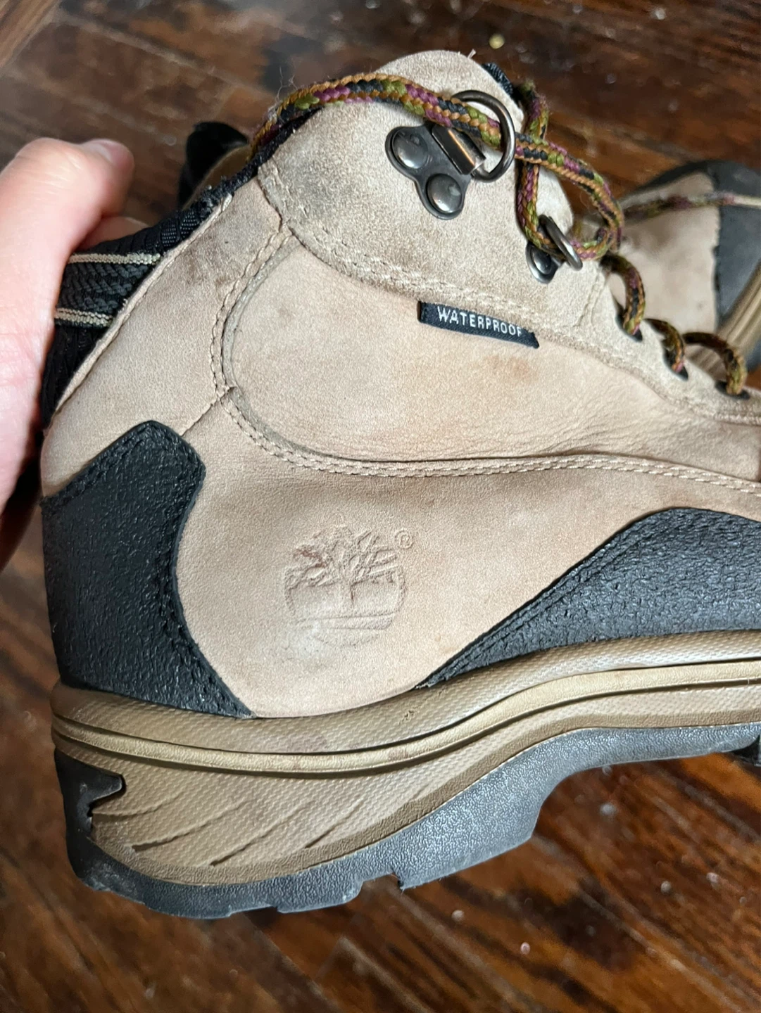 Timberland Waterproof Hiking Boots - Size 5M - photo 3