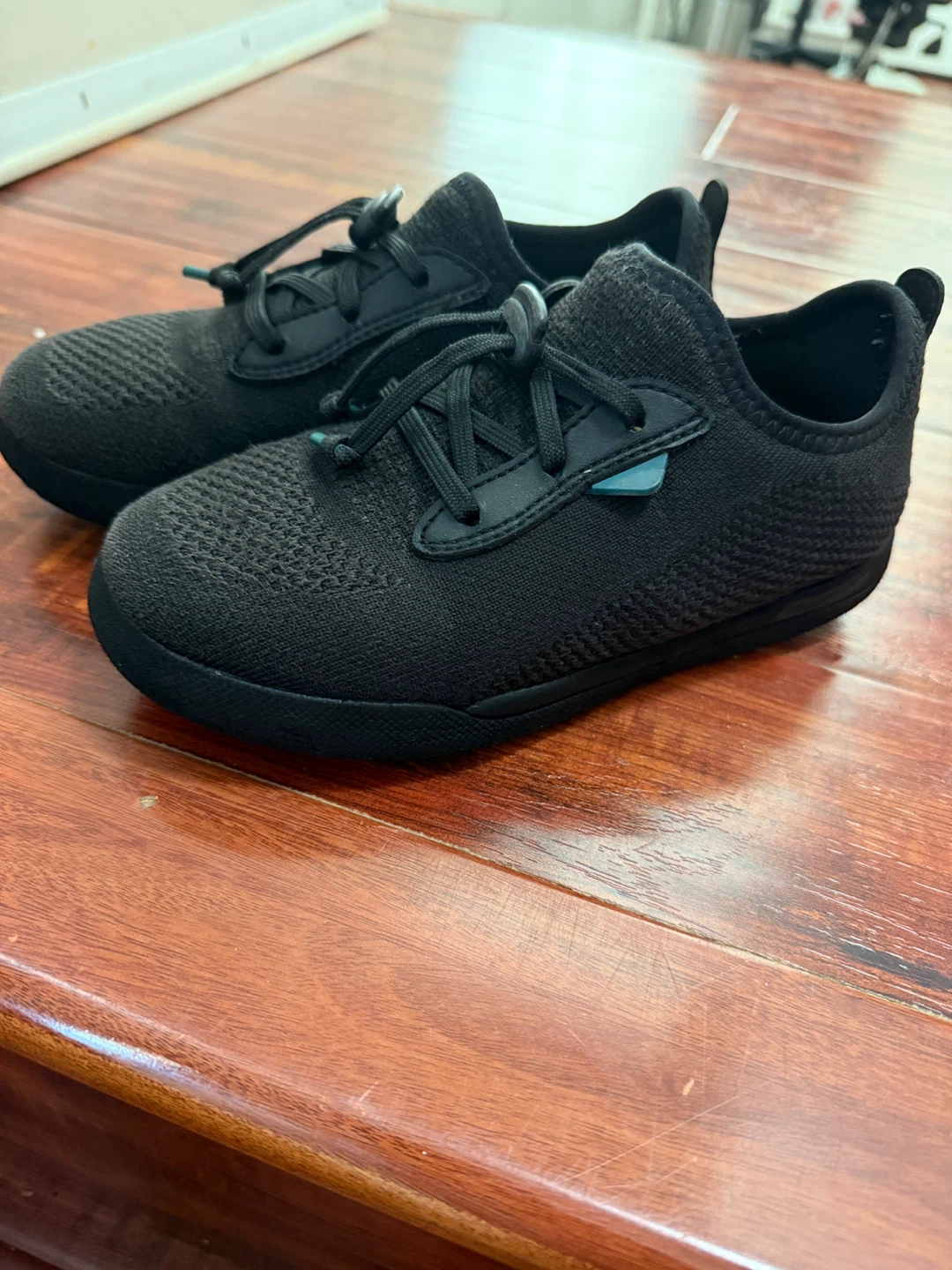 Vessi Black Waterproof Shoes kids Size 2