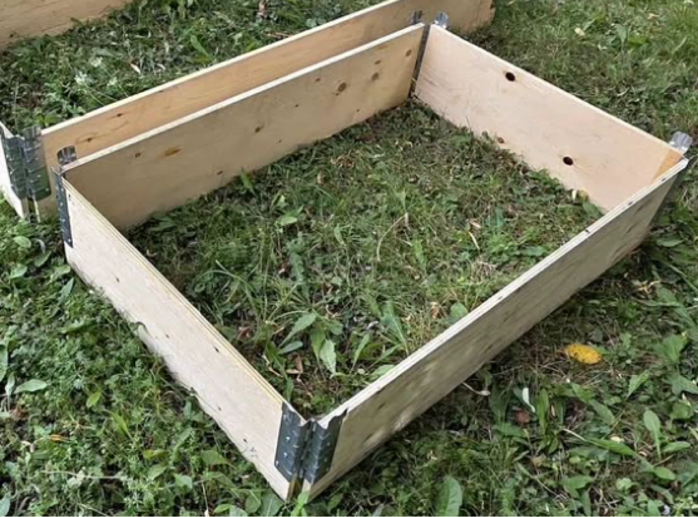 Wooden Raised Garden Bed Frame