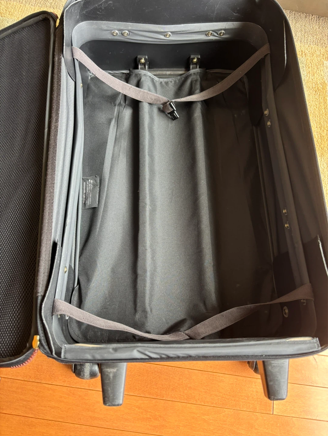 Legacy Black Rolling Suitcase - photo 5