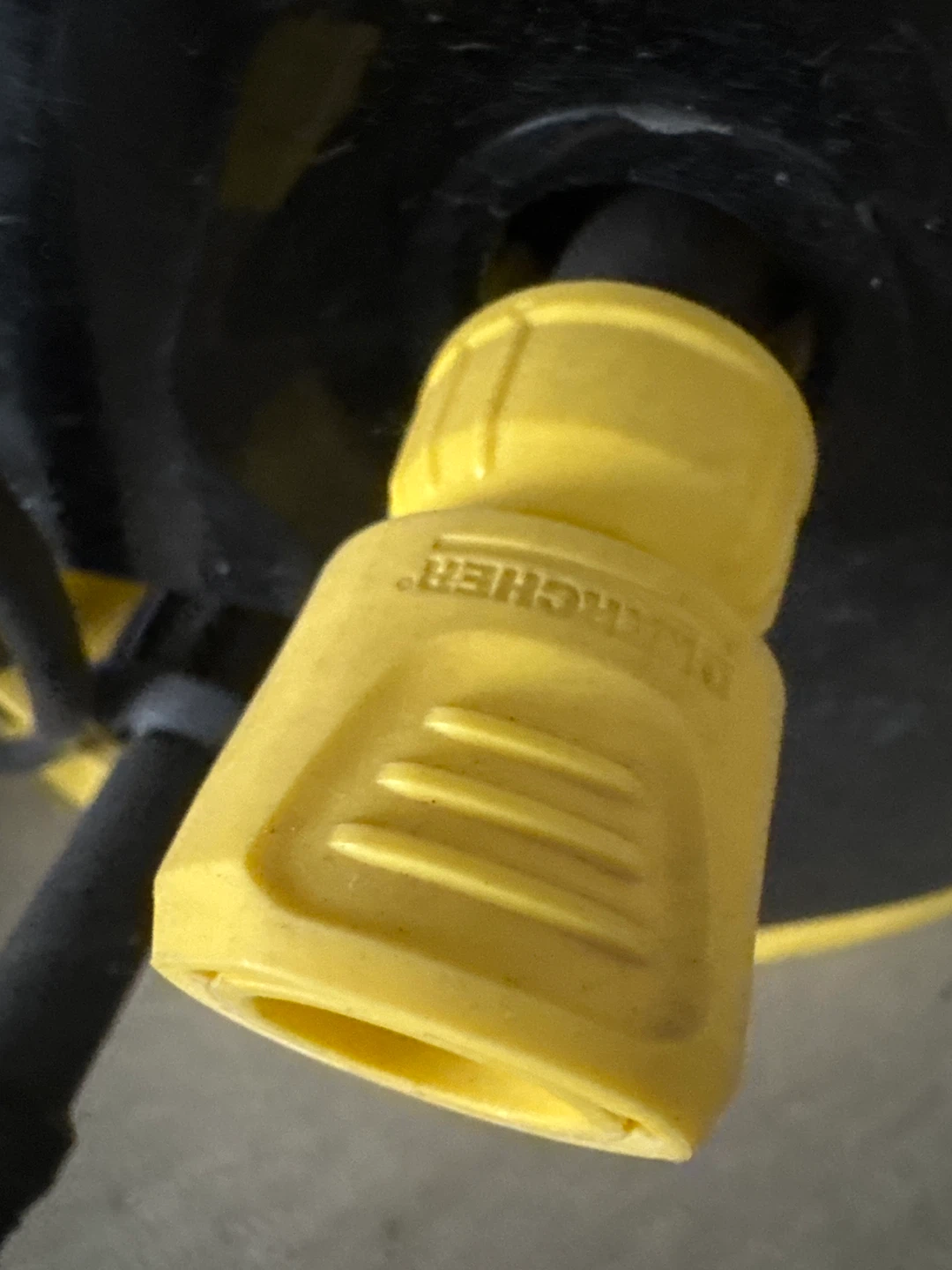 Kärcher Pressure Washer - photo 4