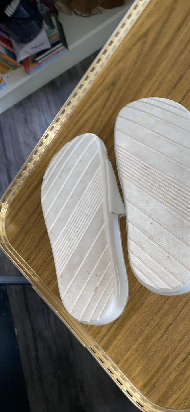 Roots Slides - White. Size 6 - photo 2