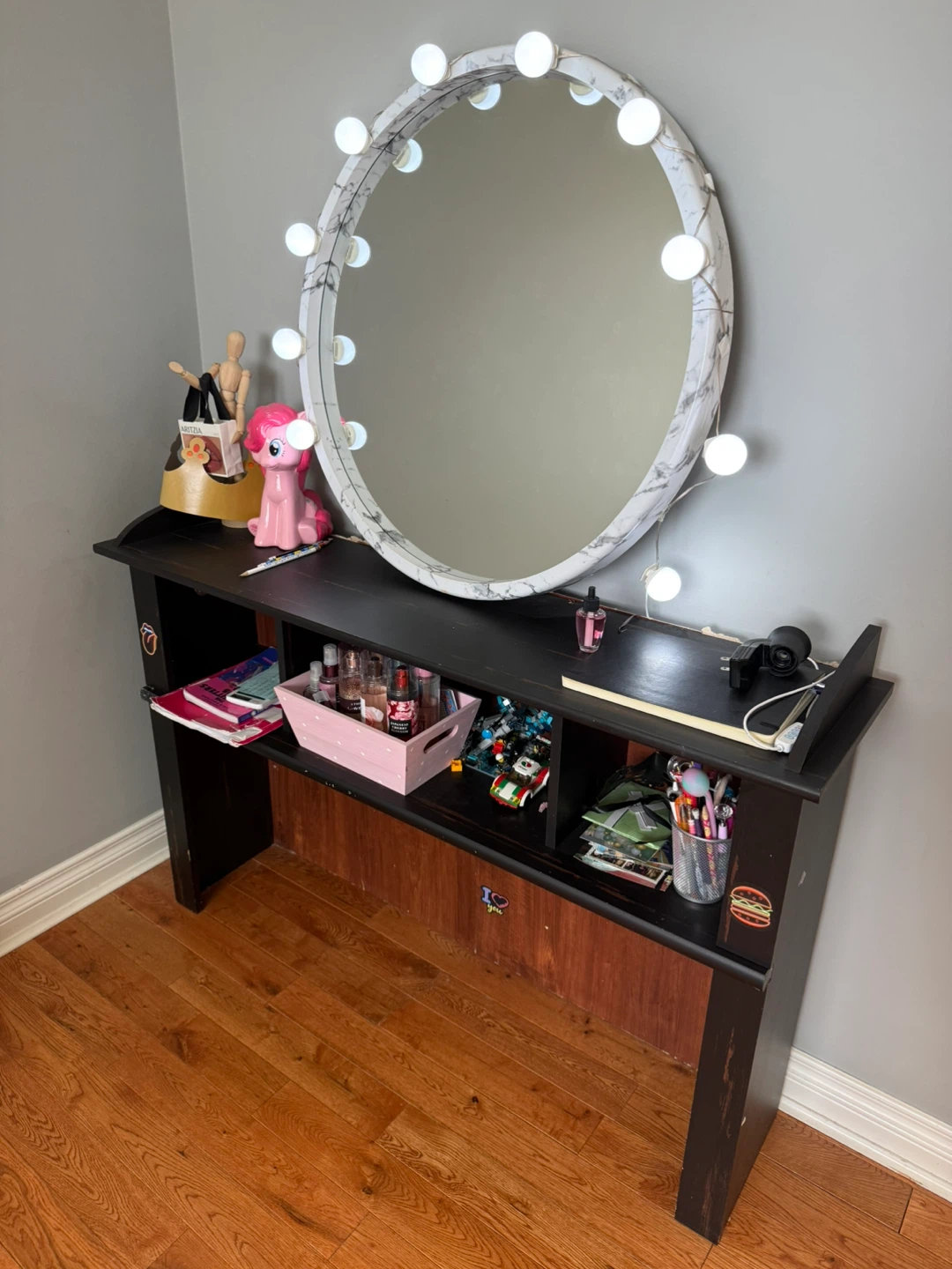 Vanity Desk with Lighted Mirror - photo 3