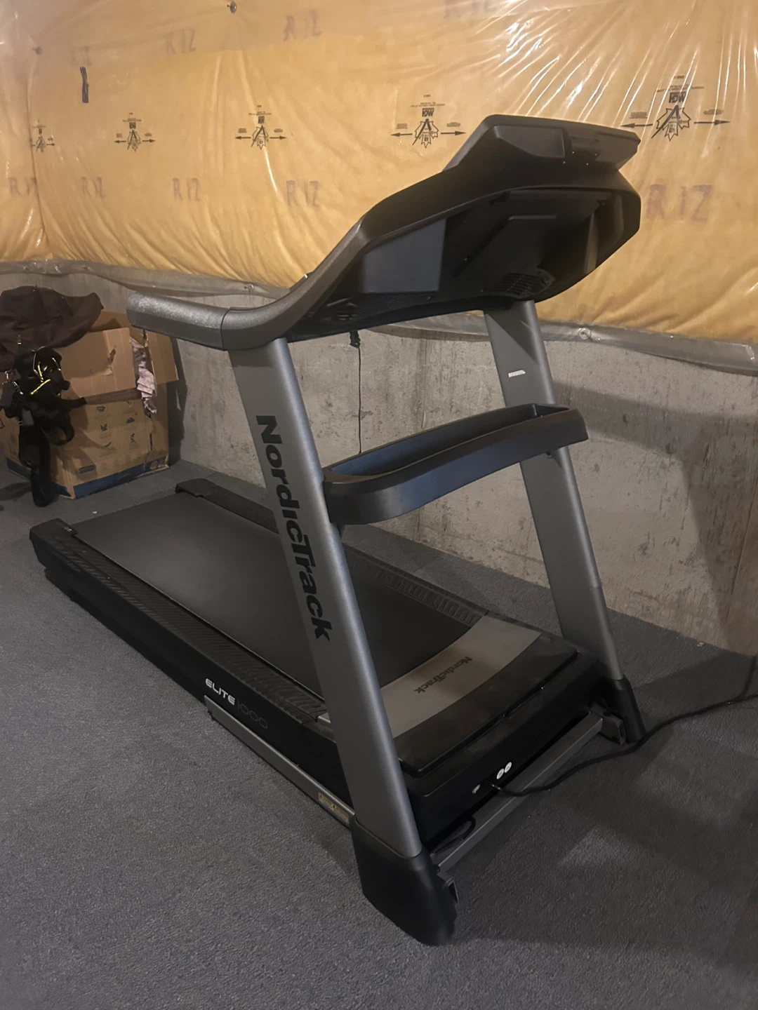 NordicTrack Elite 1000 Treadmill - photo 4