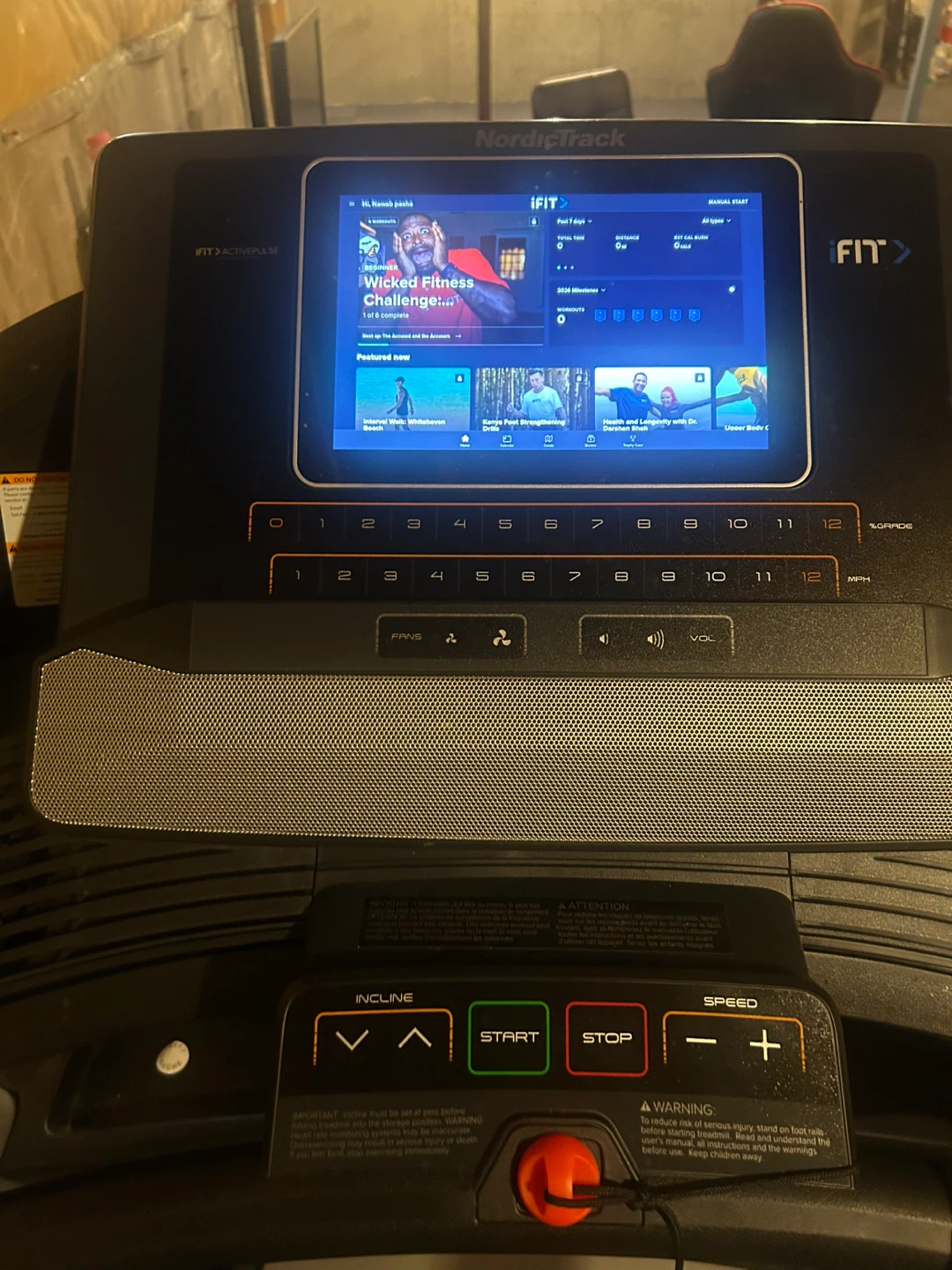 NordicTrack Elite 1000 Treadmill - photo 2