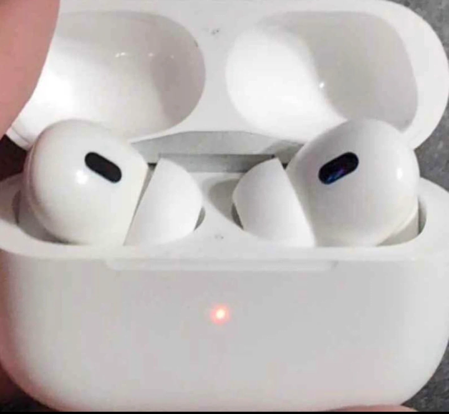 Apple AirPods Pro (1st Generation)