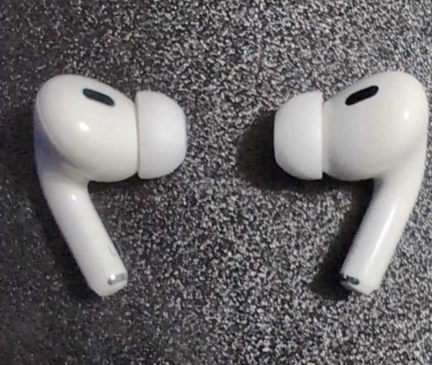 Apple AirPods Pro (1st Generation) - photo 2