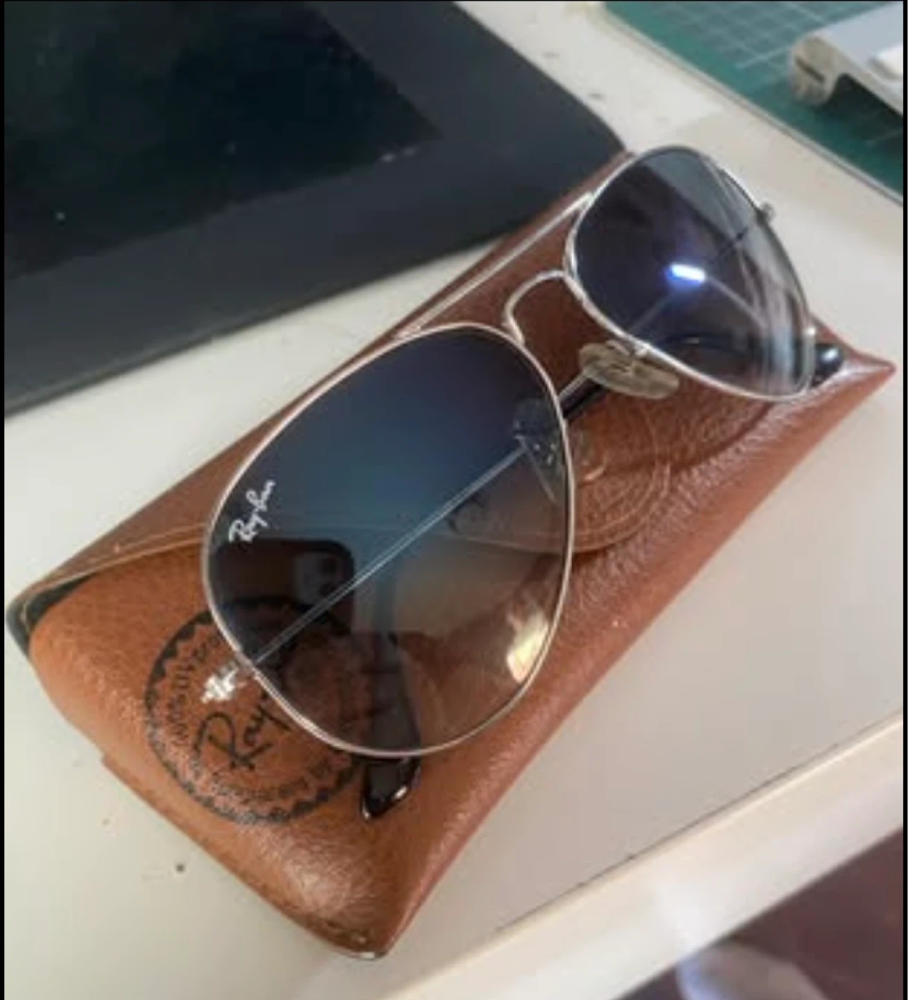 Ray-Ban Aviator Large Metal Sunglasses RB 3025