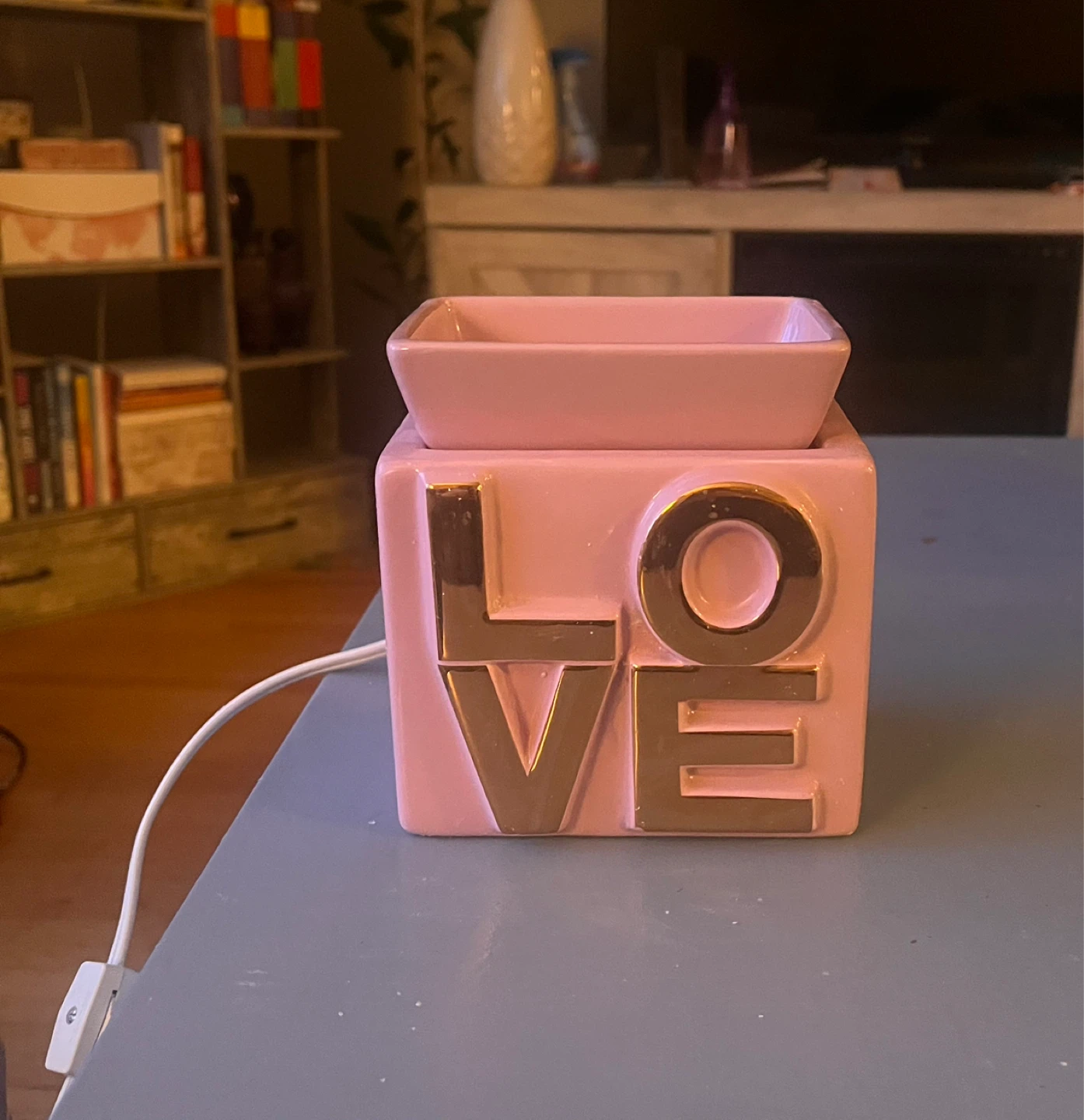 Pink Scentsy Wax Warmer with "LOVE" Design