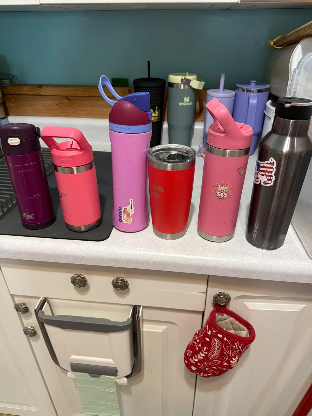 Assorted Water Bottles and Tumblers - photo 2
