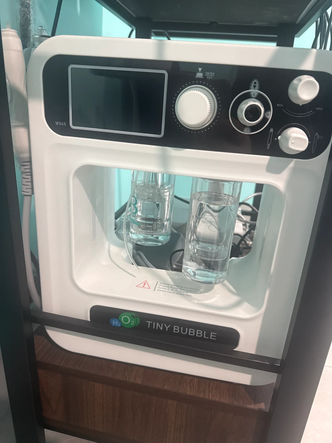Tiny Bubble Facial Machine W04X