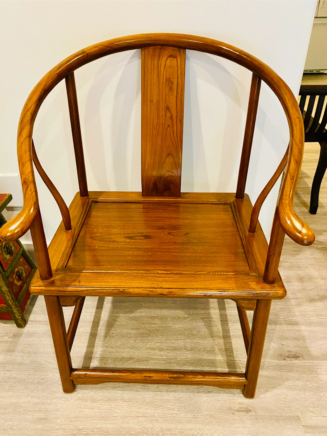 BEAUTIFUL VINTAGE CHINESE HARDWOOD CHAIR