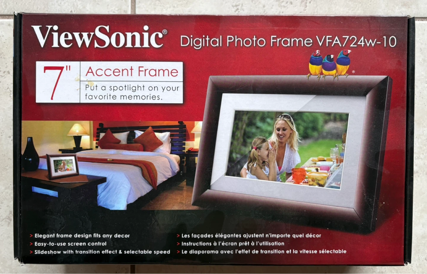 ViewSonic 7" Digital Photo Frame VFA724w-10