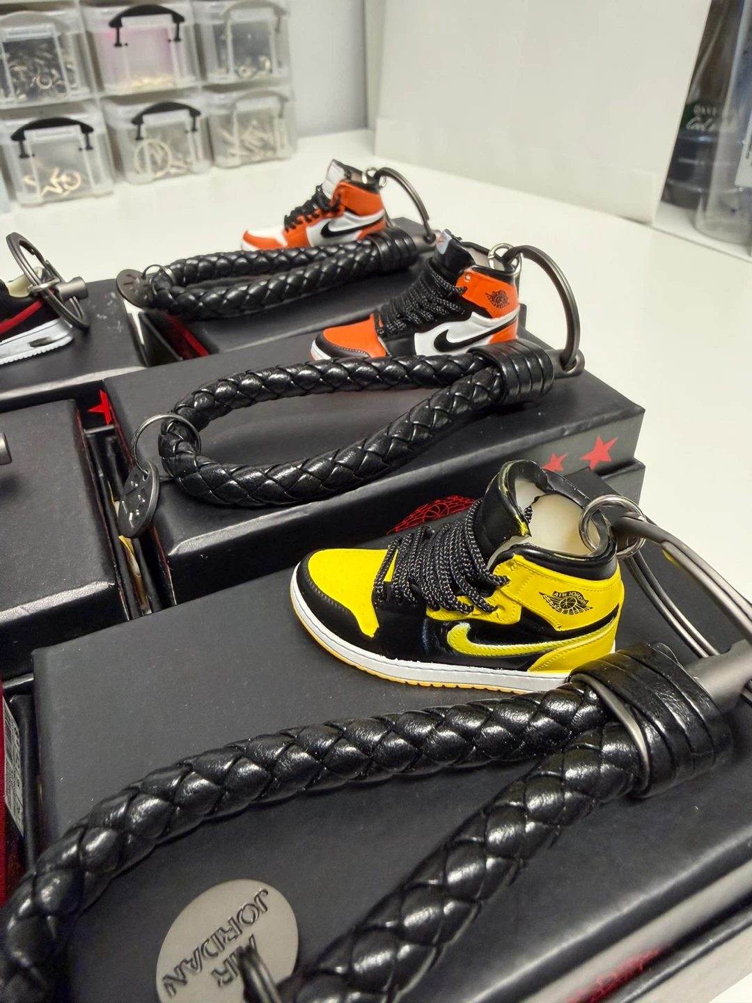 Miniature Sneaker Keychains - Various Styles - photo 3