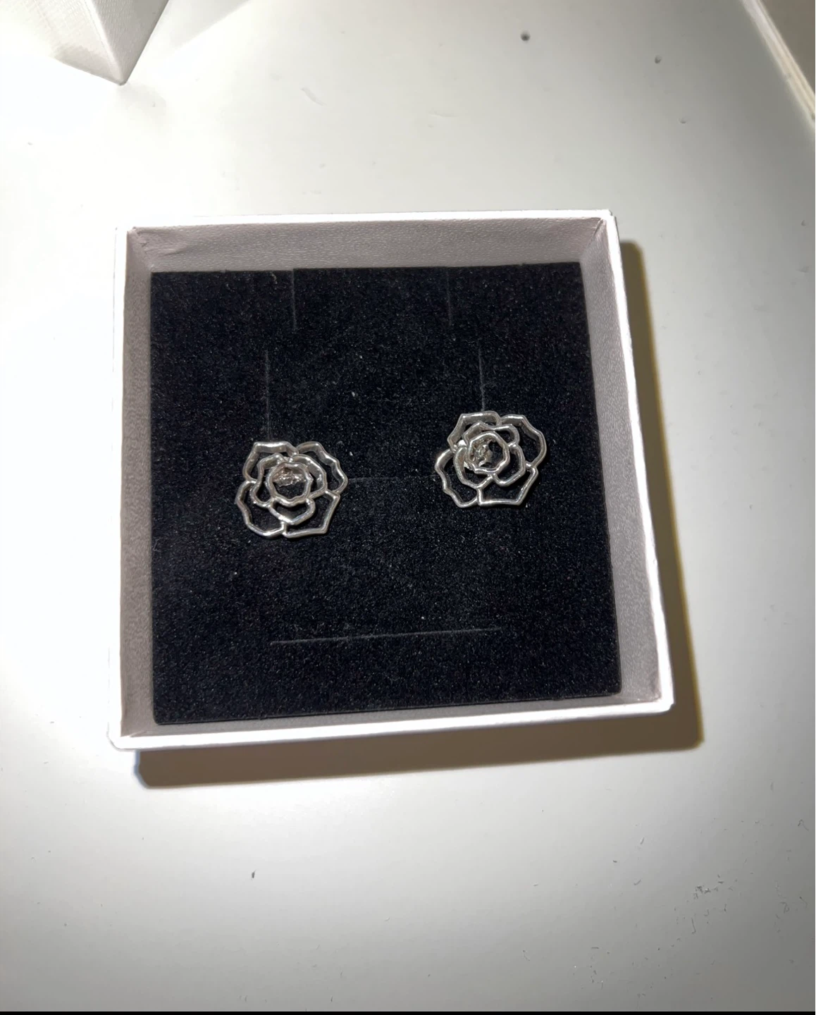 Selling Michael Kors Chronograph Watch with free diamond earring - photo 2