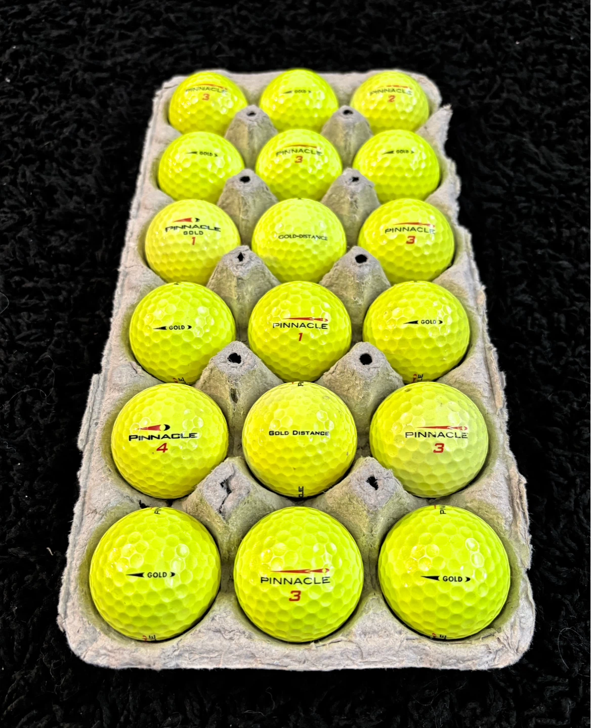 18 Pinnacle Gold Yellow Golf Balls