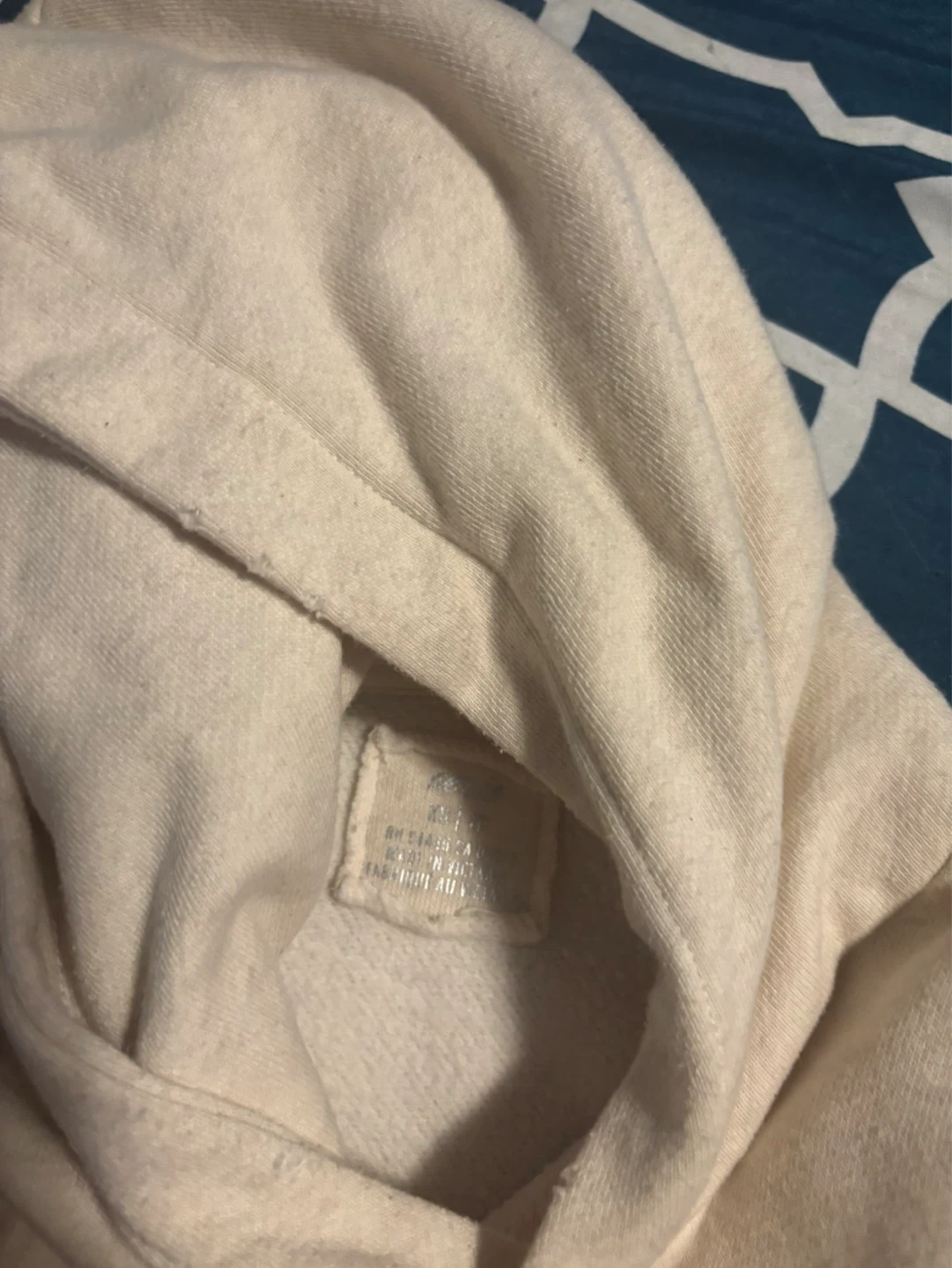 Cream Coloured Hoodie with 'LOVE' Appliqués - photo 2
