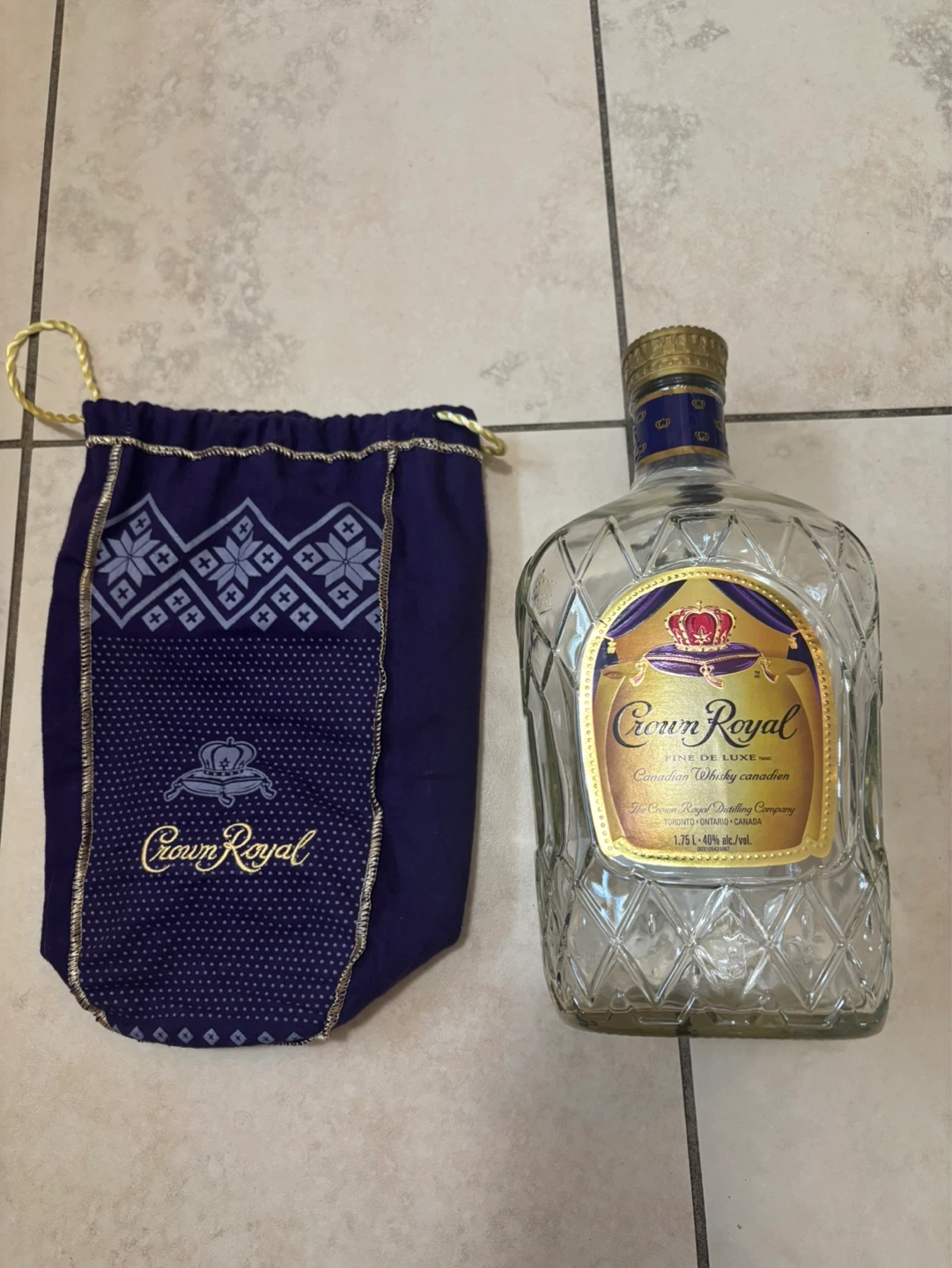 Crown Royal Whiskey Bottle with Purple Pouch - photo 2