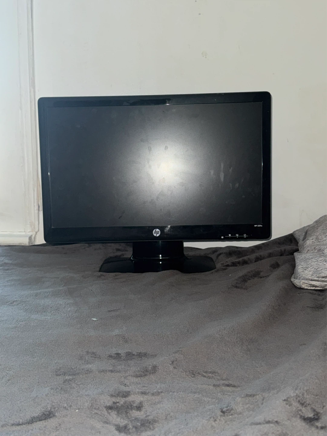 HP Desktop Computer with Monitor, Keyboard, and Mouse