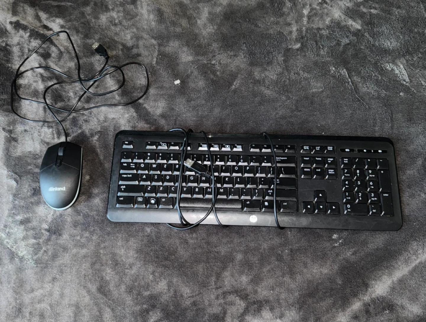 HP Desktop Computer with Monitor, Keyboard, and Mouse - photo 4