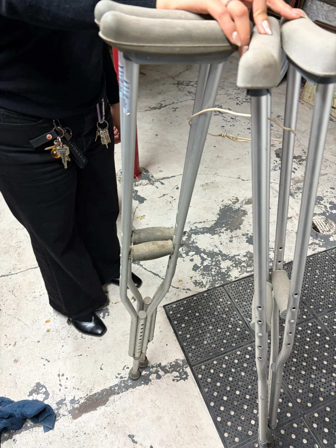 Aluminum Crutches - photo 3