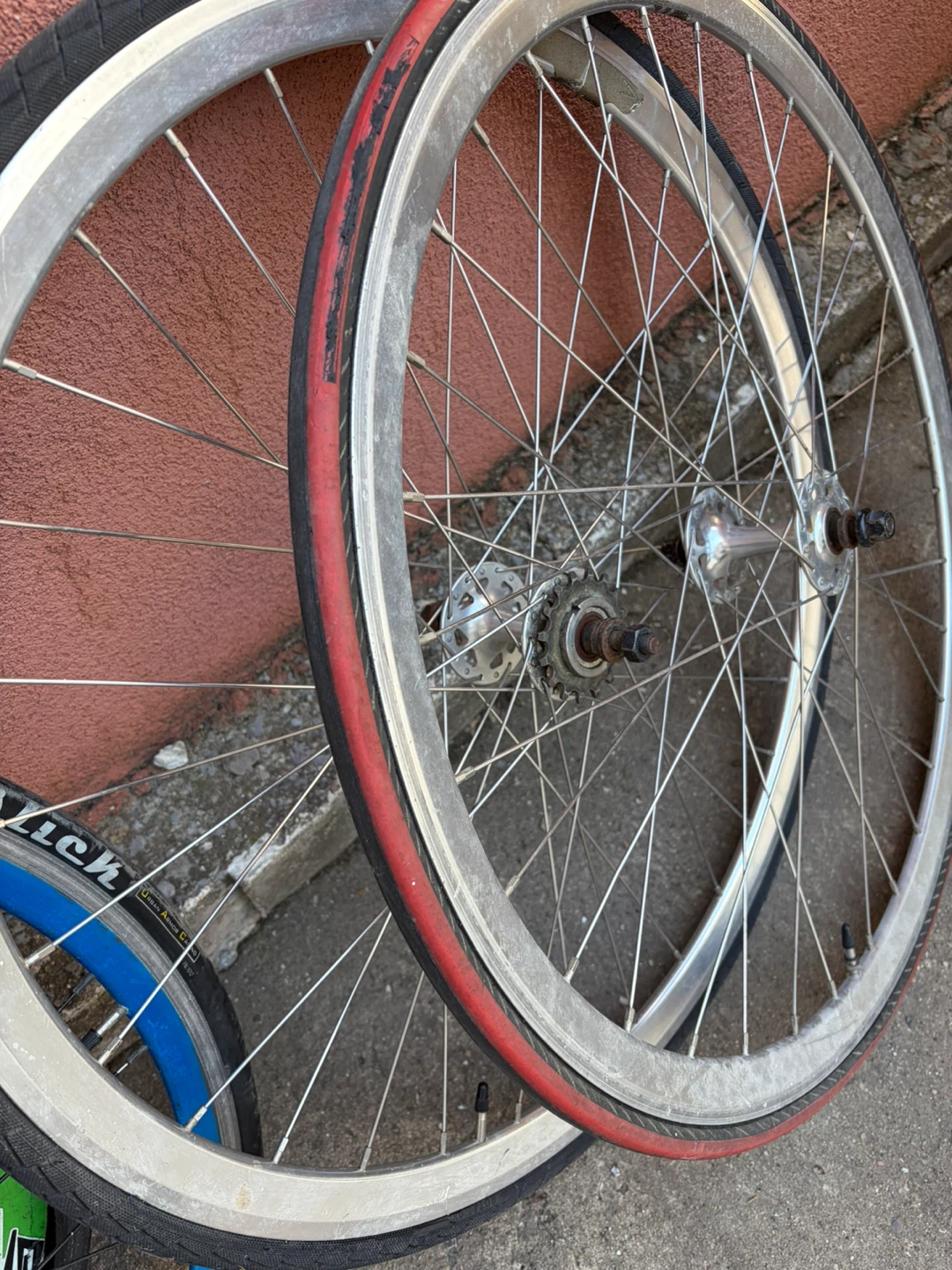 Used Bicycle Wheels Set - photo 2