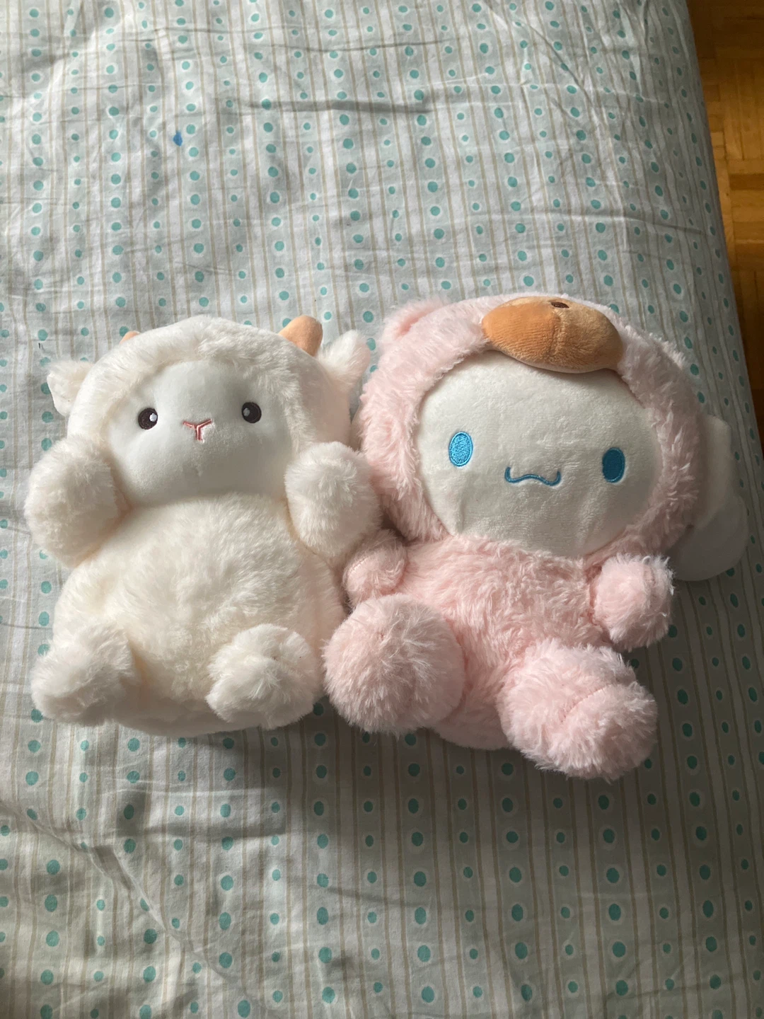 Sanrio Cinnamoroll & Sheep Plushies - photo 3