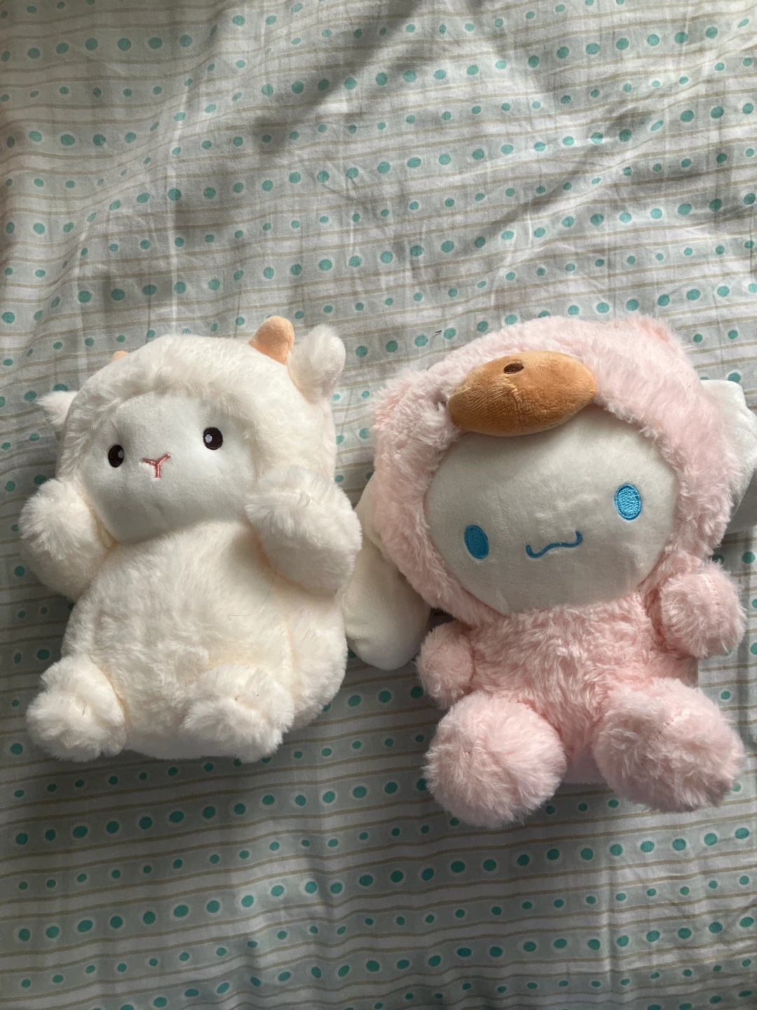 Sanrio Cinnamoroll & Sheep Plushies - photo 2
