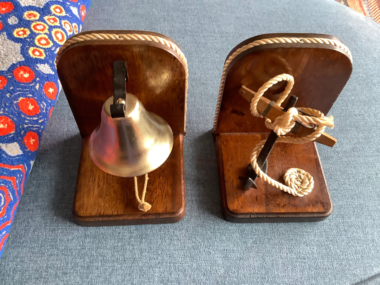 Vtg Wooden Nautical Bookends - Bell & Anchor 🐞