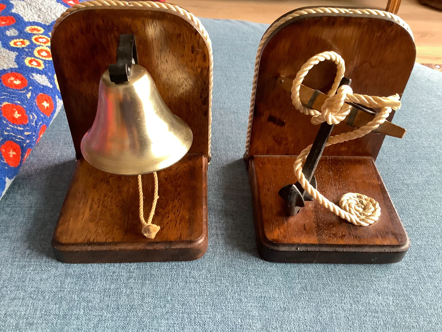 Vtg Wooden Nautical Bookends - Bell & Anchor 🐞 - photo 2