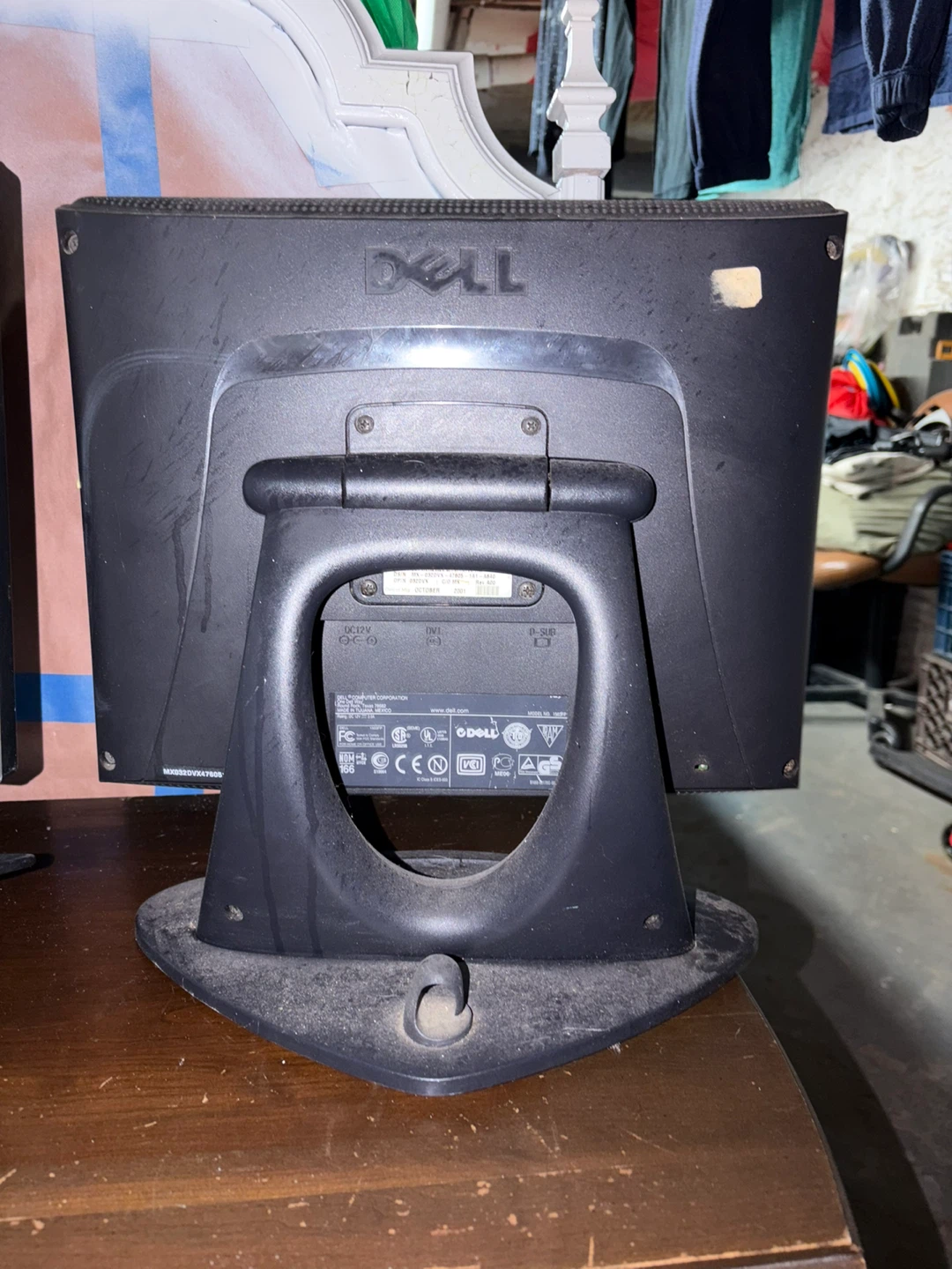 Dell 15" Flat Screen Computer Monitor - photo 2