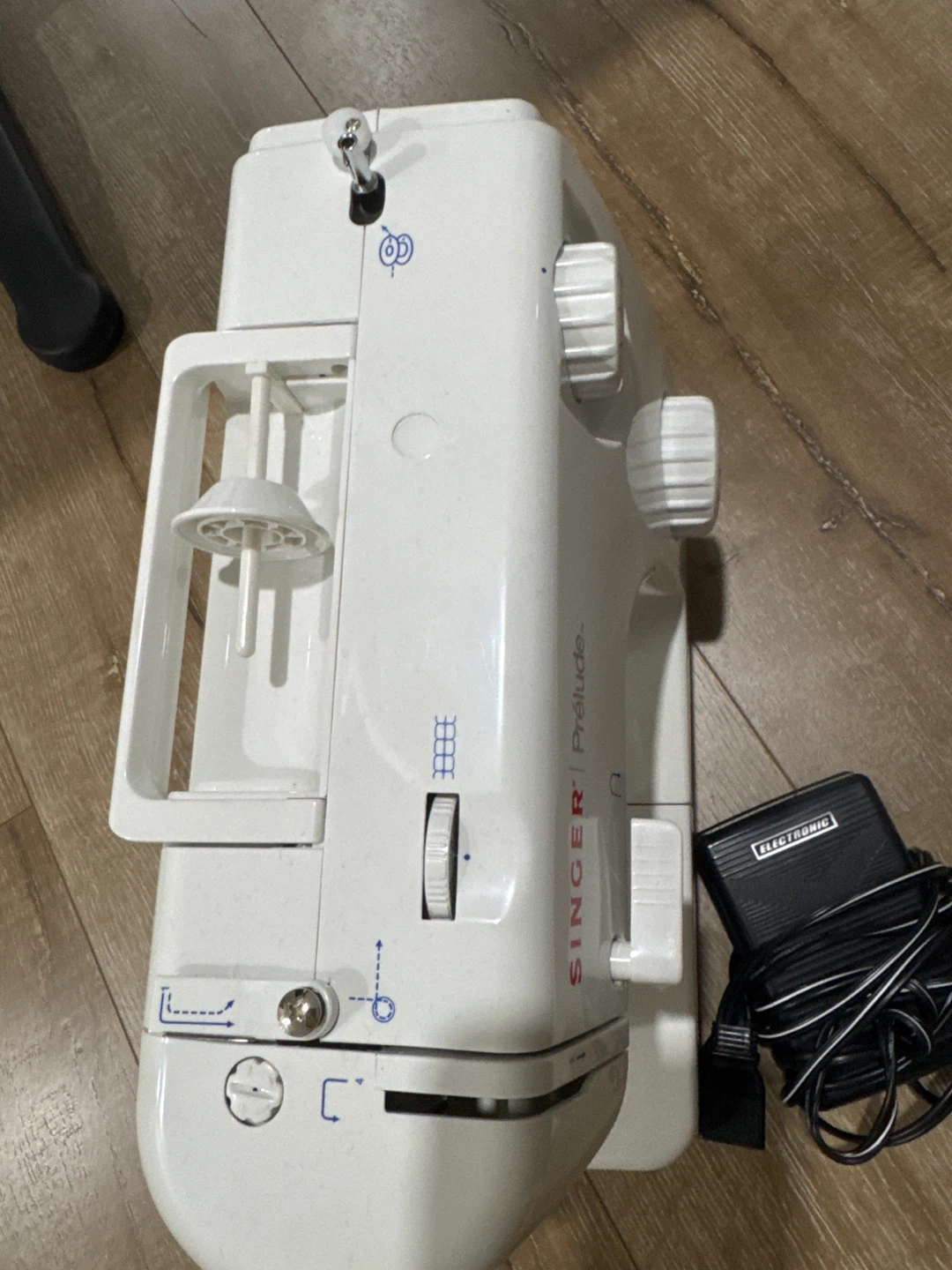 Singer Prelude Sewing Machine - photo 3