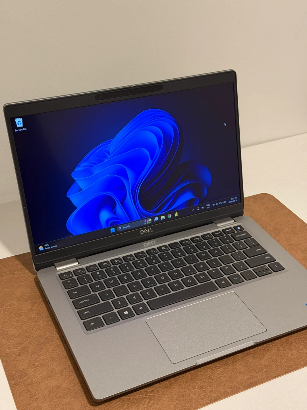 Dell Latitude Laptop - photo 5