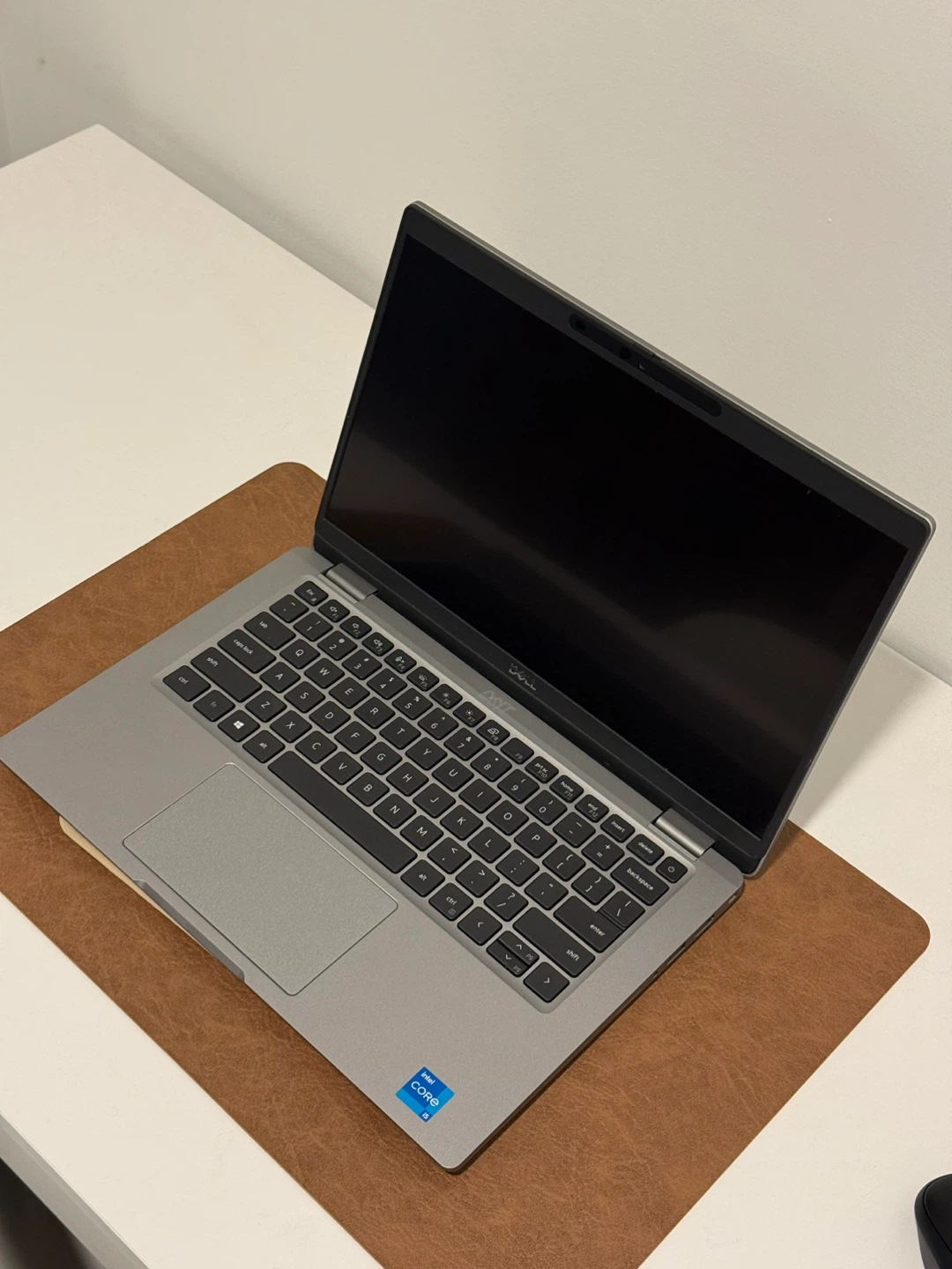 Dell Latitude Laptop - photo 3