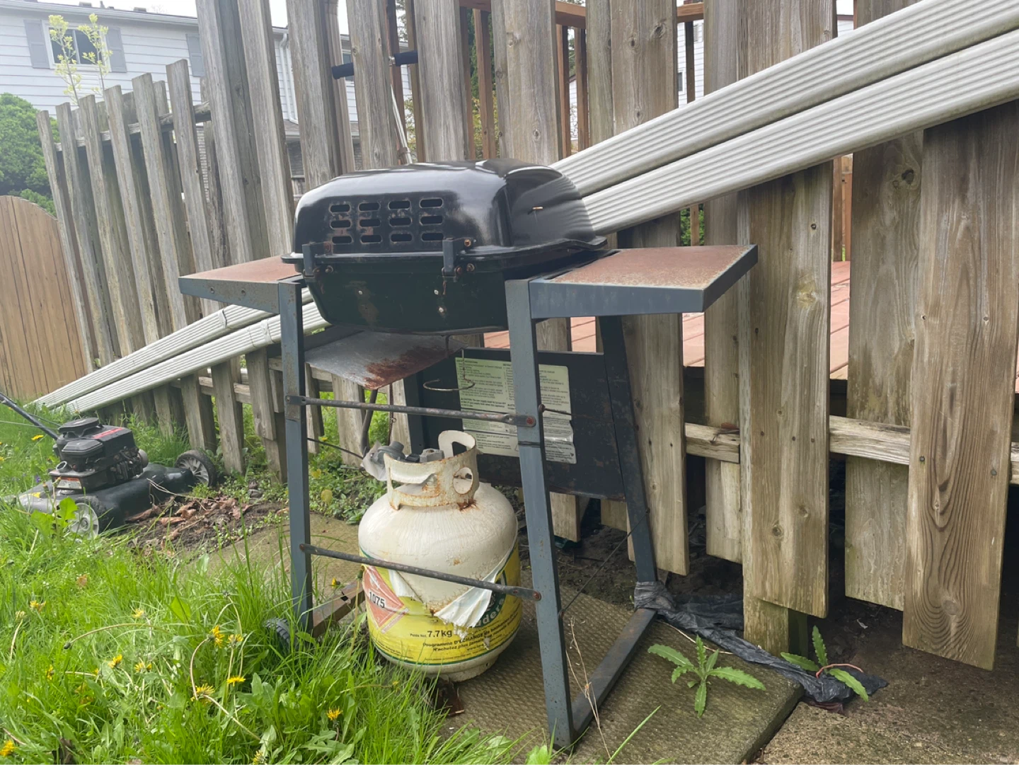 BROKEN BBQ