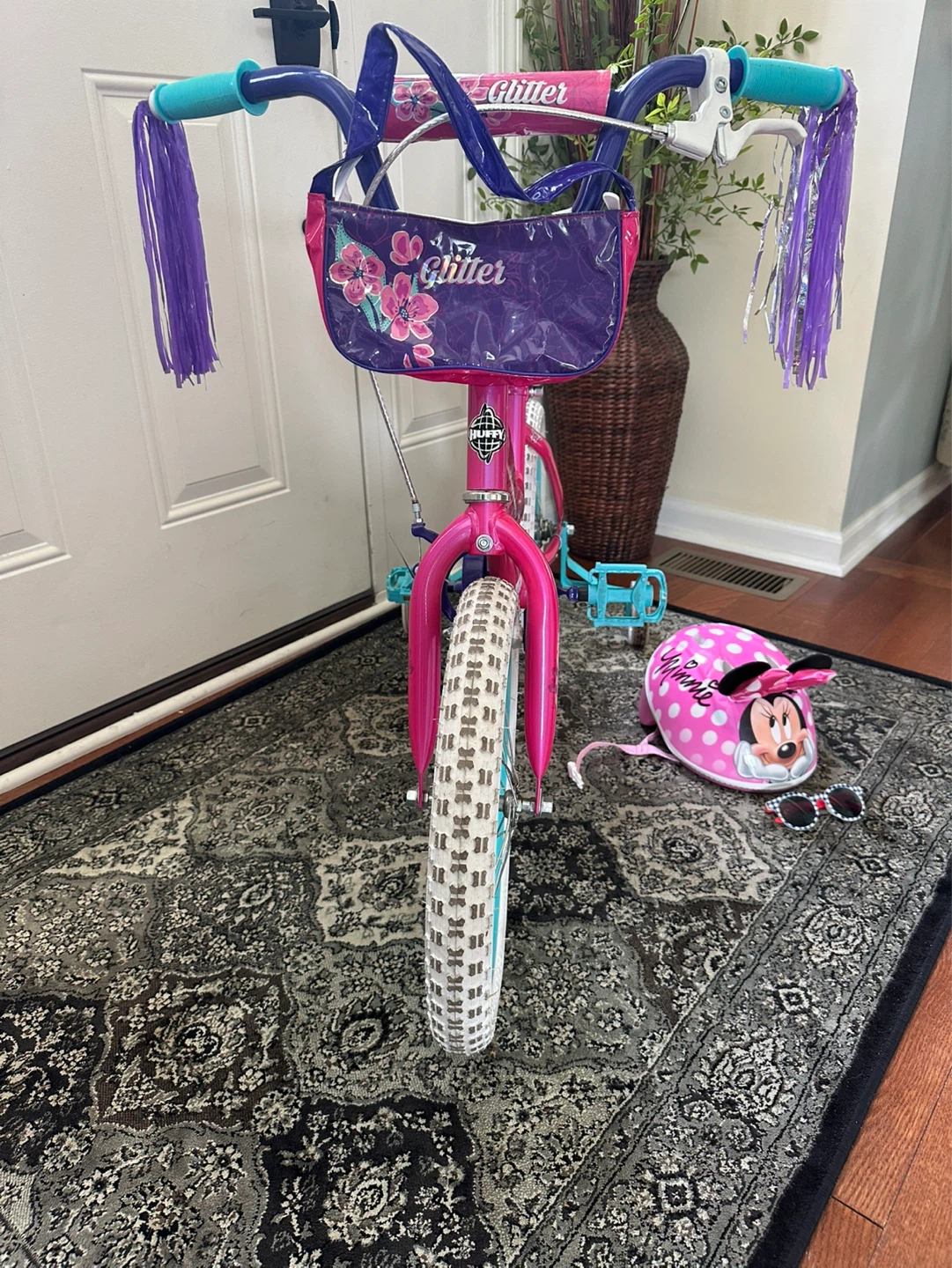 Huffy Minnie Mouse Glitter 16" Girls Bike - photo 2