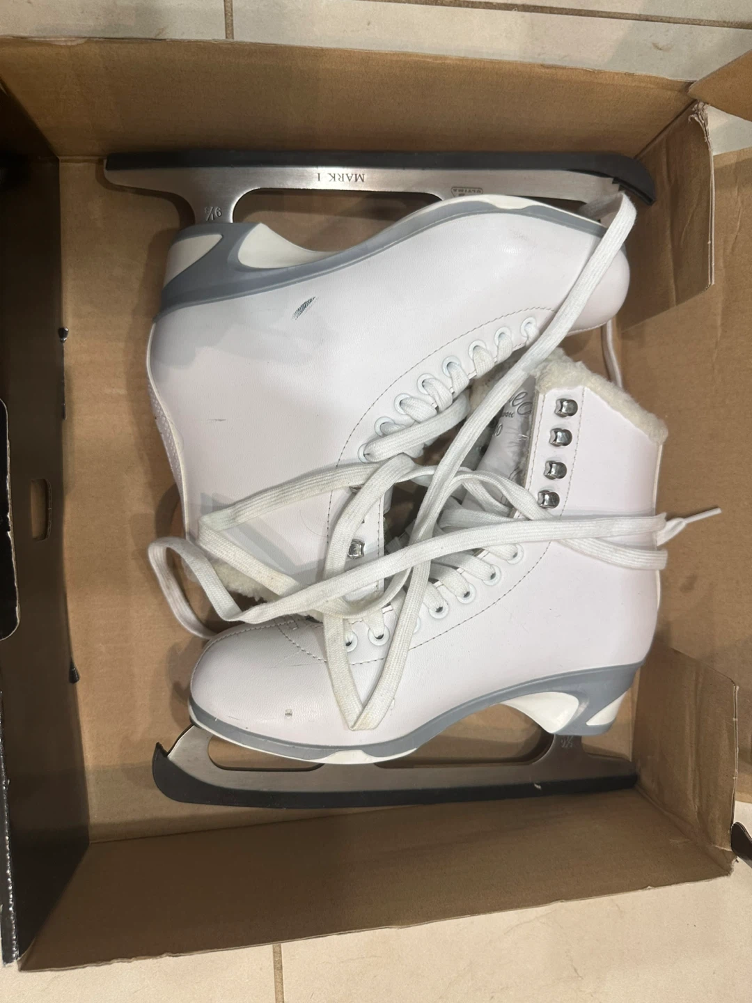 Ice skating skates