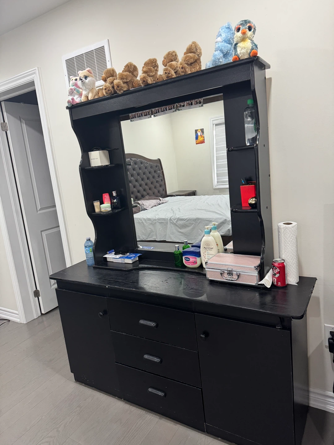 Dark Wood Bedroom Set - photo 2