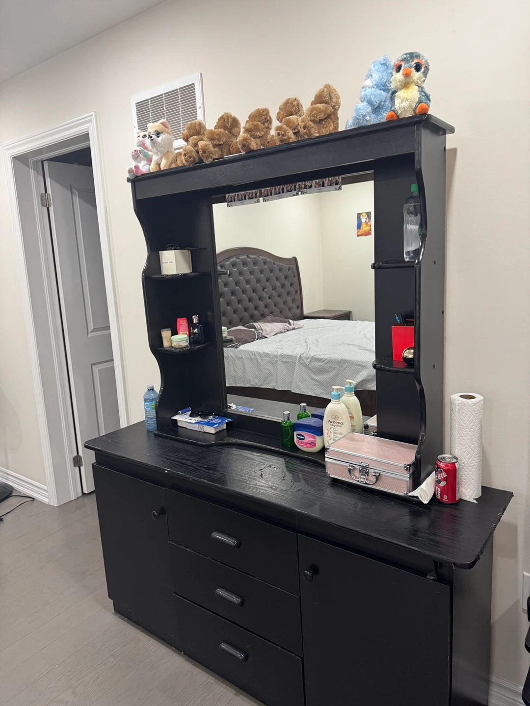 Dark Wood Bedroom Set - photo 5