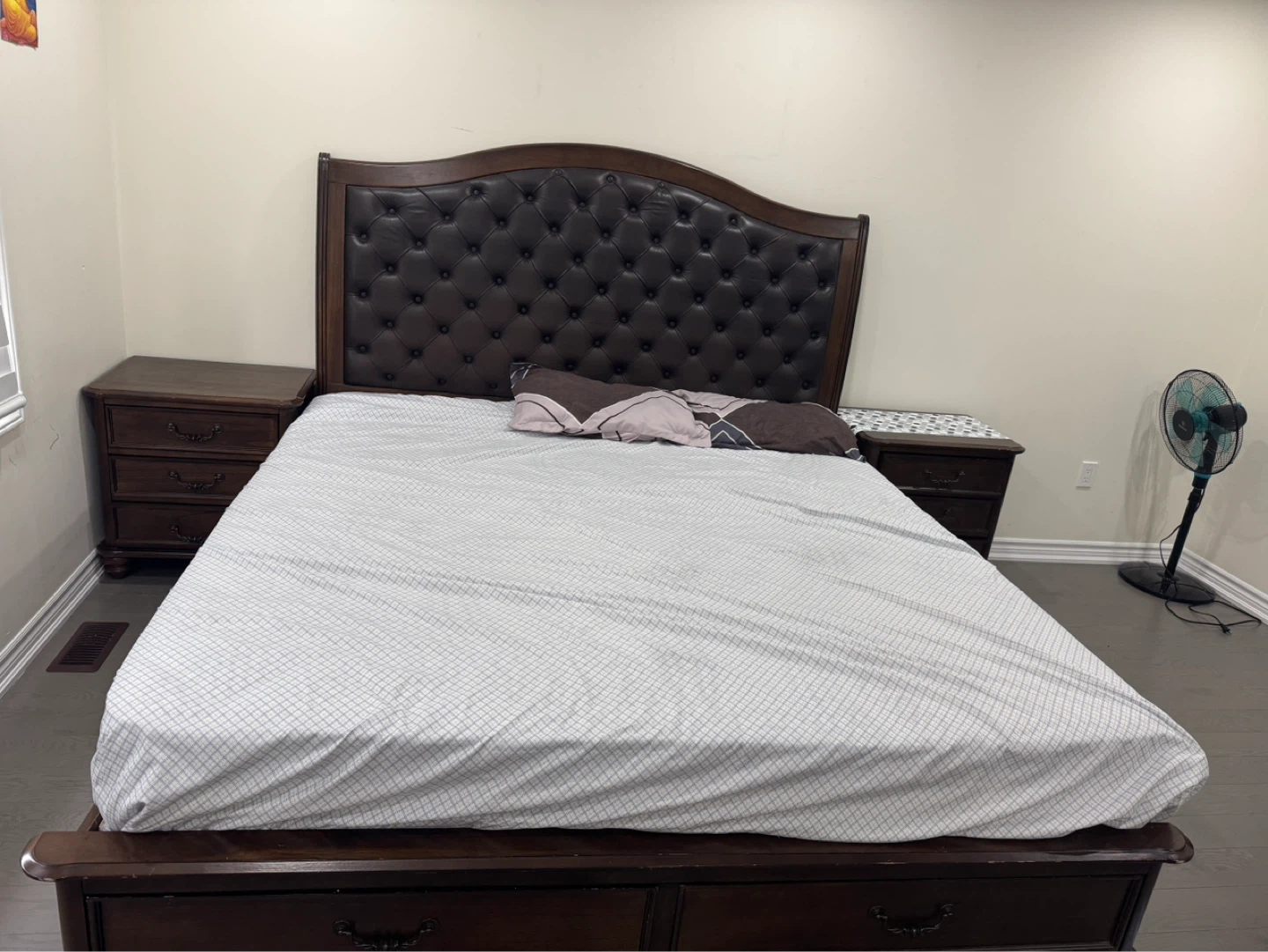 Dark Wood Bedroom Set