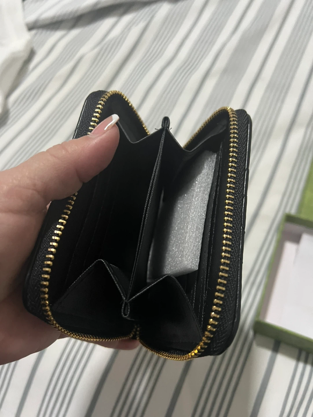 New Gucci Marmont Black Quilted Leather Small Zip Around Wallet - photo 3